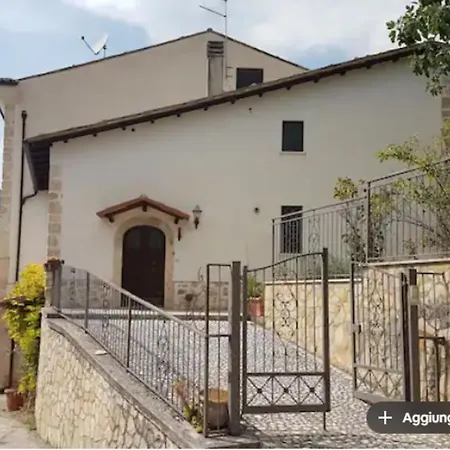 Abruzzo Favolosa Vista Monte Sirente Parco Sirente Velino Villa