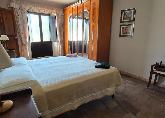 Abruzzo Favolosa Vista Monte Sirente Parco Sirente Velino Villa