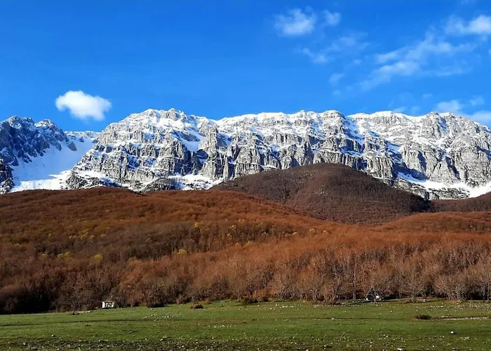 Villa Abruzzo Favolosa Vista Monte Sirente Parco Sirente Velino Castelvecchio Subequo